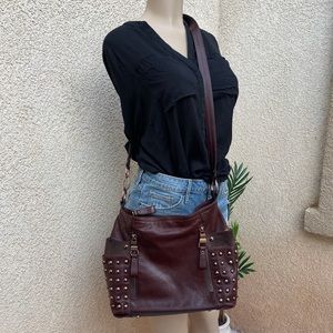 B. Makowsky Rosetown hardware leather shoulder/crossbody bag